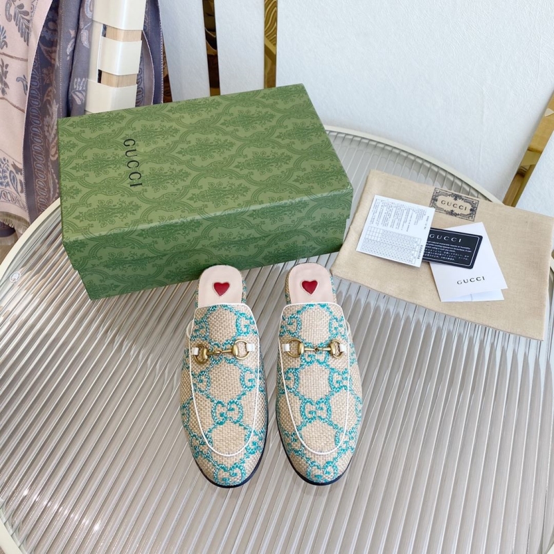 G*u*i slippers